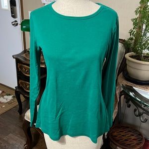 St. John’s Bay long sleeve  Top. Z500